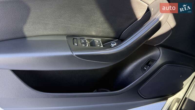 Позашляховик / Кросовер Audi Q3 2018 в Києві