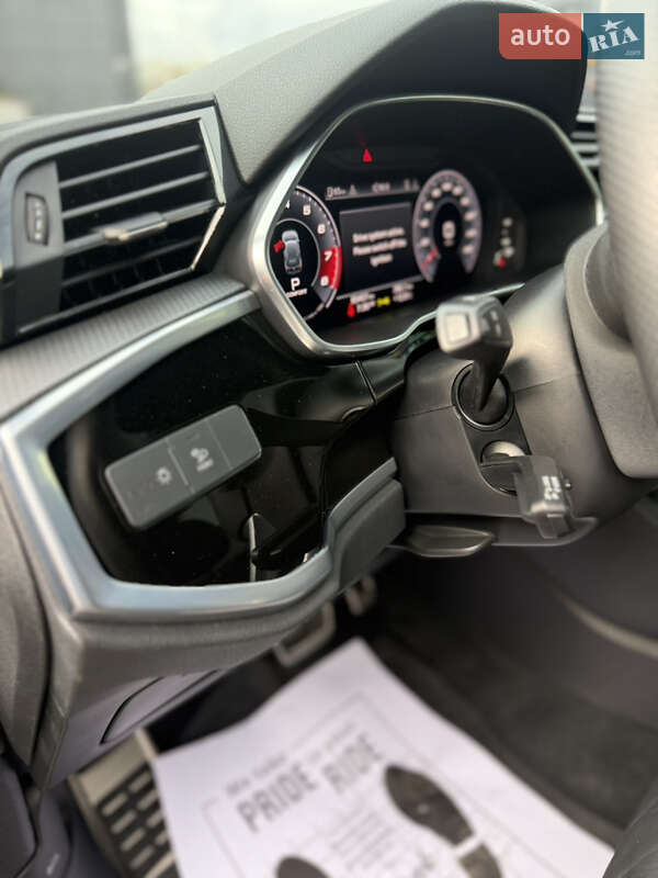 Позашляховик / Кросовер Audi Q3 2020 в Шепетівці фото 17 Позашляховик / Кросовер Audi Q3 2020 в Шепетівці