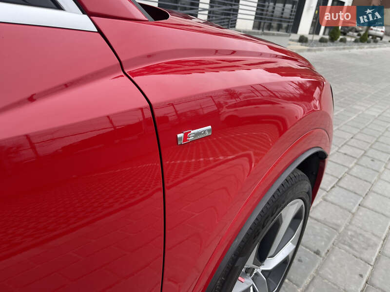 Внедорожник / Кроссовер Audi Q3 2020 в Ровно