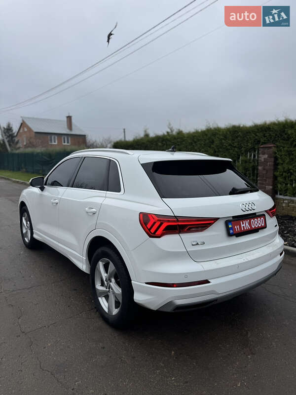 Позашляховик / Кросовер Audi Q3 2020 в Полтаві