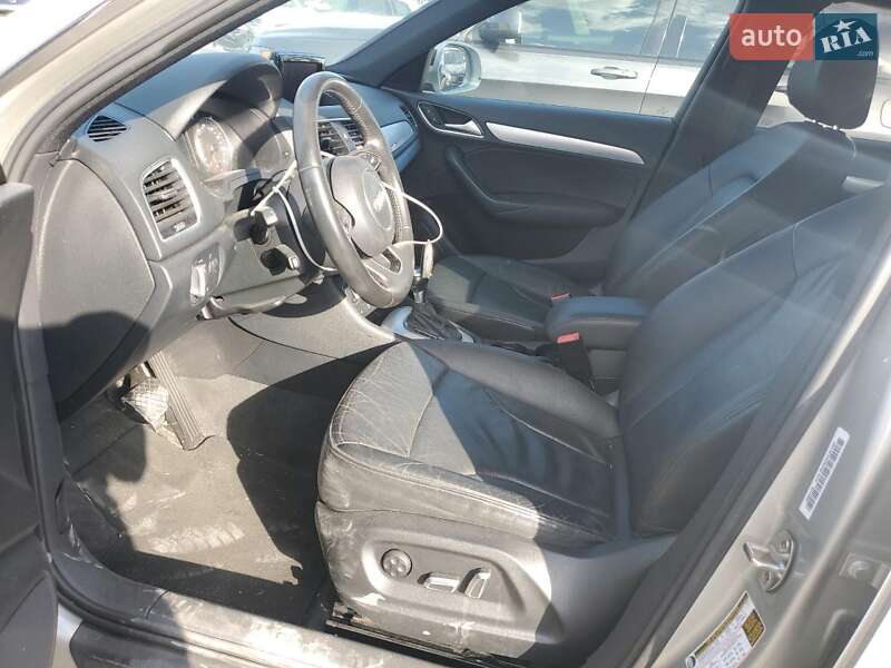 Позашляховик / Кросовер Audi Q3 2016 в Луцьку