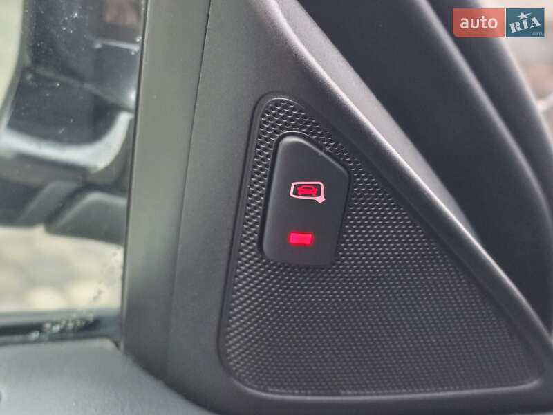 Позашляховик / Кросовер Audi Q3 2018 в Івано-Франківську