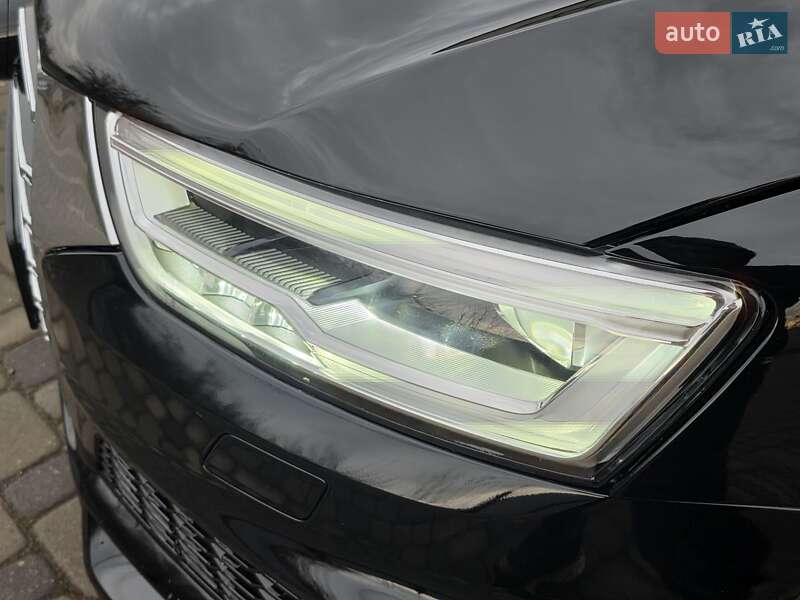 Позашляховик / Кросовер Audi Q3 2018 в Івано-Франківську