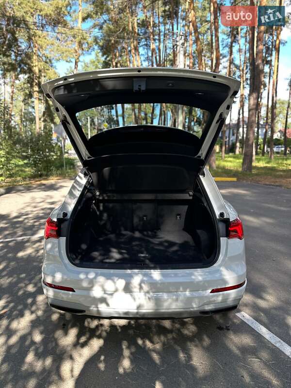 Внедорожник / Кроссовер Audi Q3 2019 в Белогородке фото 12 Внедорожник / Кроссовер Audi Q3 2019 в Белогородке