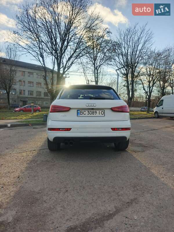 Позашляховик / Кросовер Audi Q3 2015 в Львові