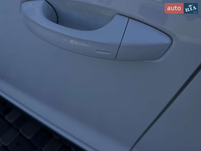 Позашляховик / Кросовер Audi Q3 2024 в Львові фото 33 Позашляховик / Кросовер Audi Q3 2024 в Львові