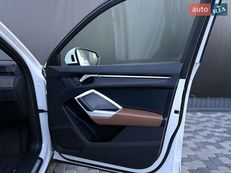 Позашляховик / Кросовер Audi Q3 2024 в Львові фото 83 Позашляховик / Кросовер Audi Q3 2024 в Львові