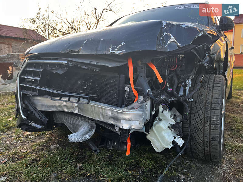 Внедорожник / Кроссовер Audi Q3 2016 в Львове