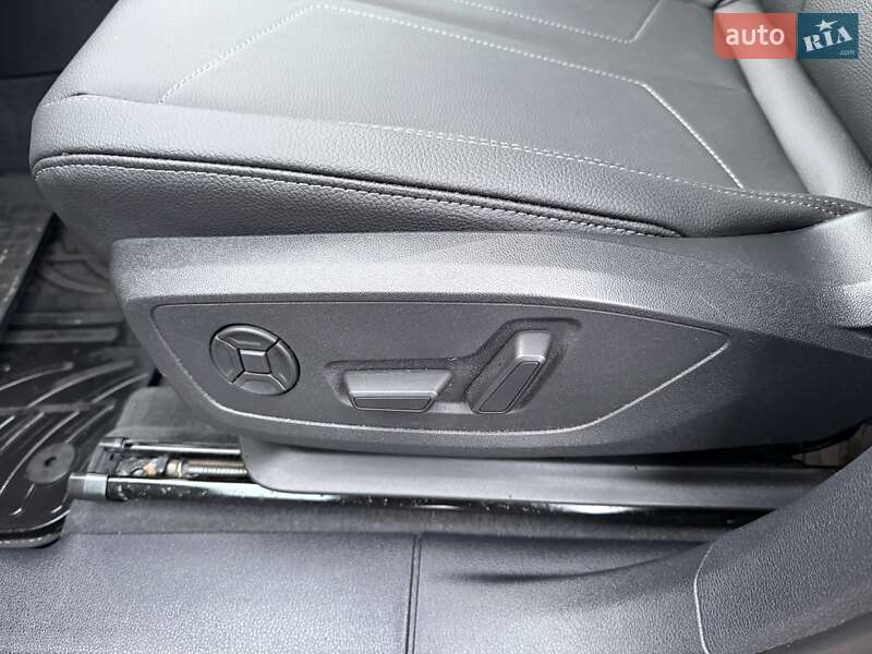 Внедорожник / Кроссовер Audi Q3 2021 в Киеве фото 37 Внедорожник / Кроссовер Audi Q3 2021 в Киеве
