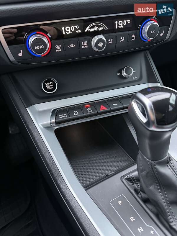 Внедорожник / Кроссовер Audi Q3 2021 в Киеве фото 41 Внедорожник / Кроссовер Audi Q3 2021 в Киеве