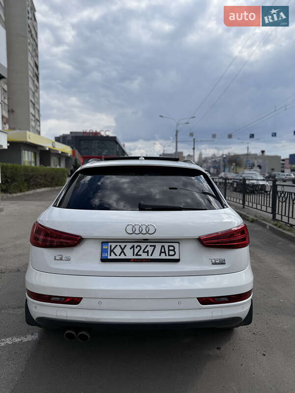 Позашляховик / Кросовер Audi Q3 2017 в Харкові