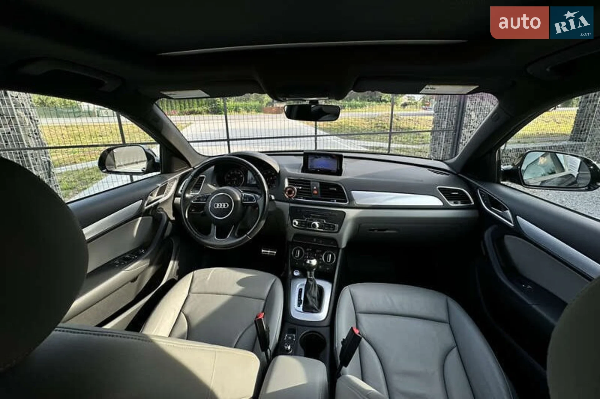 2017 Audi Q3 - мініатюра 11