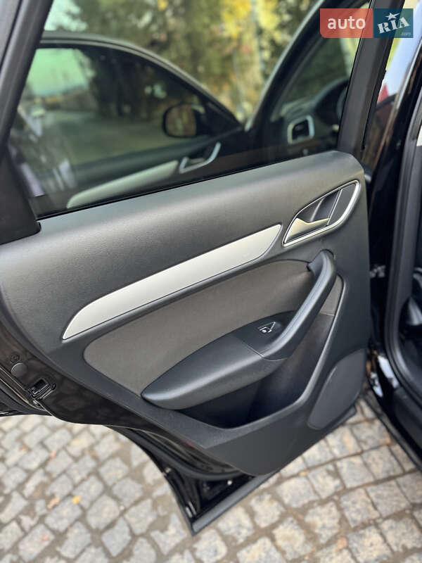 Позашляховик / Кросовер Audi Q3 2016 в Чернівцях фото 12 Позашляховик / Кросовер Audi Q3 2016 в Чернівцях