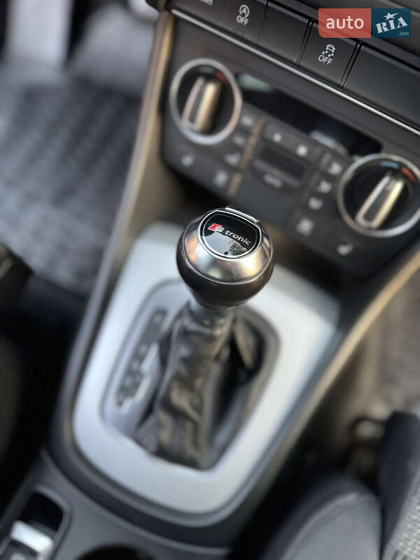 Позашляховик / Кросовер Audi Q3 2016 в Чернівцях фото 21 Позашляховик / Кросовер Audi Q3 2016 в Чернівцях