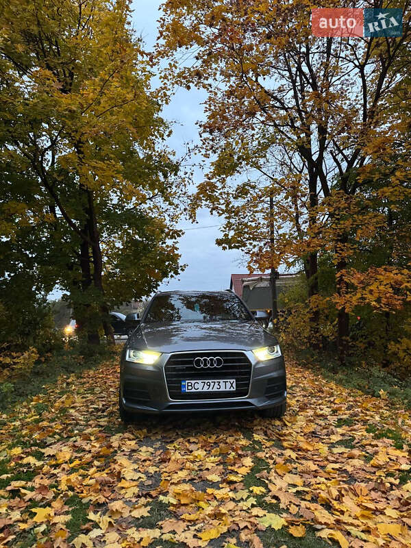 Внедорожник / Кроссовер Audi Q3 2015 в Самборе