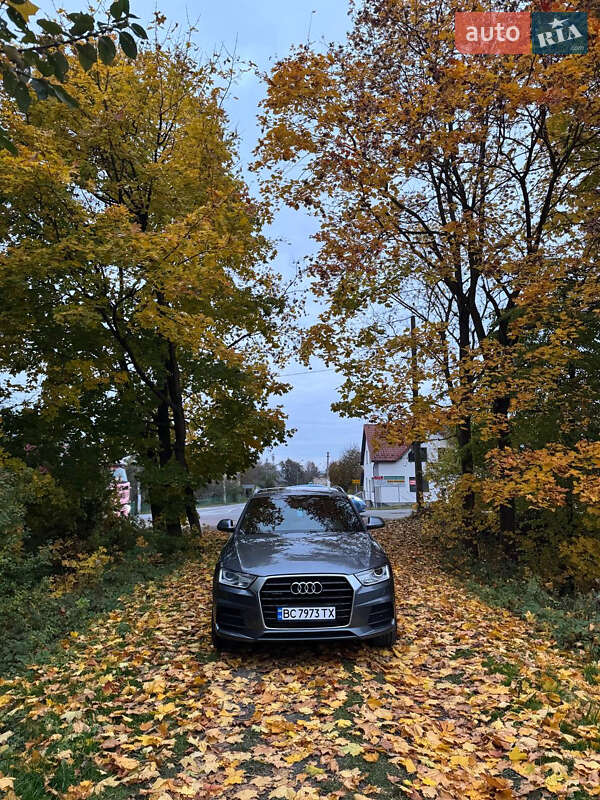 Внедорожник / Кроссовер Audi Q3 2015 в Самборе