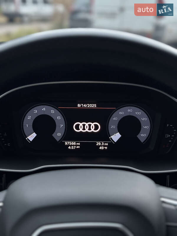 Позашляховик / Кросовер Audi Q3 2020 в Львові