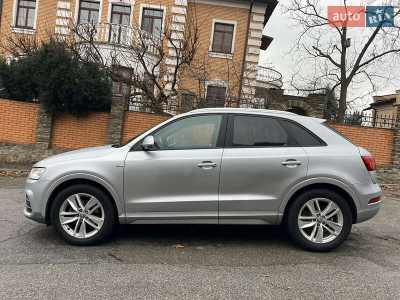 Внедорожник / Кроссовер Audi Q3 2017 в Киеве