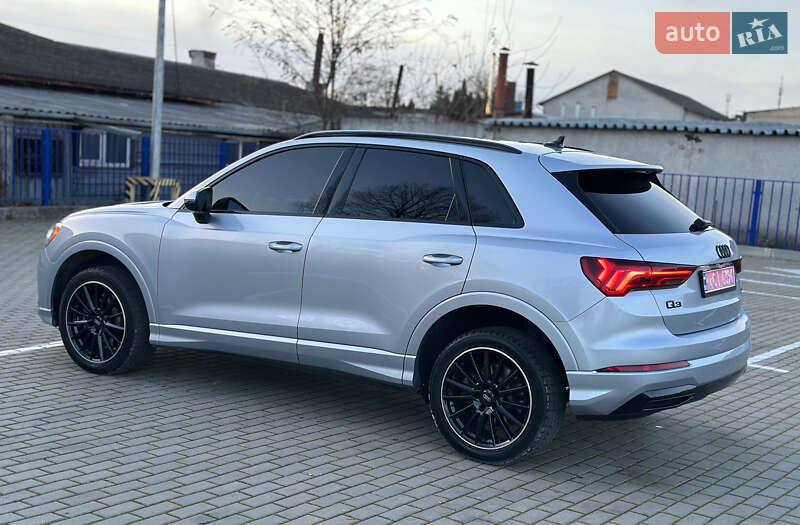 Внедорожник / Кроссовер Audi Q3 2020 в Тернополе