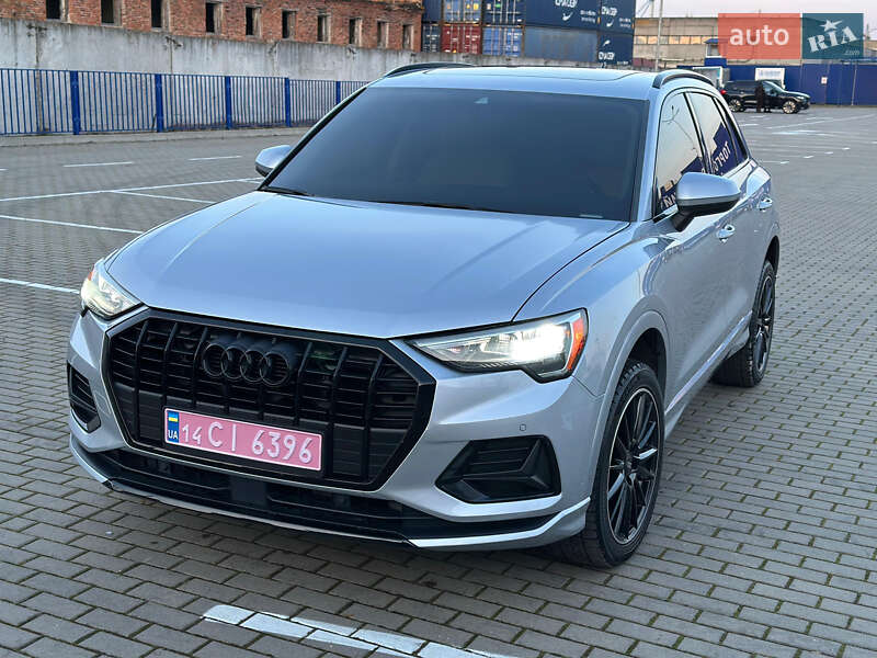 Внедорожник / Кроссовер Audi Q3 2020 в Тернополе