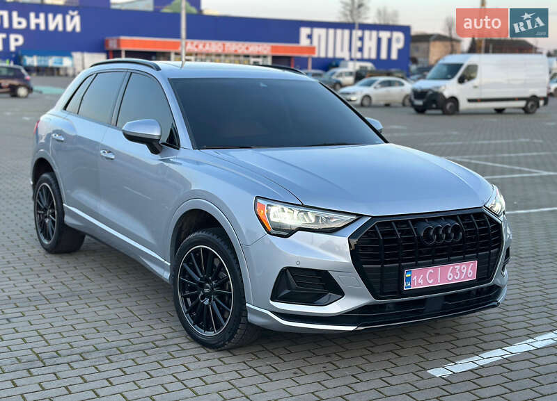 Внедорожник / Кроссовер Audi Q3 2020 в Тернополе