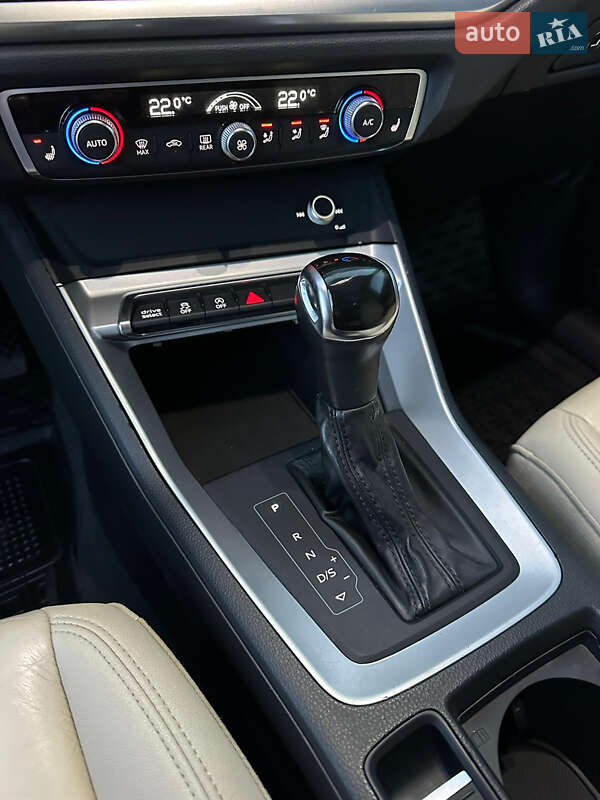 Внедорожник / Кроссовер Audi Q3 2020 в Тернополе