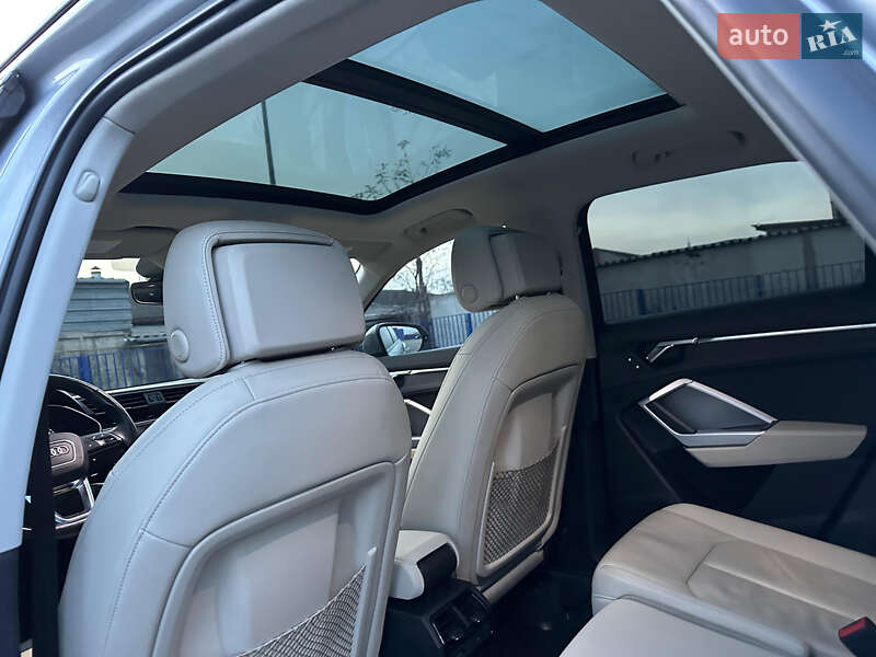 Внедорожник / Кроссовер Audi Q3 2020 в Тернополе