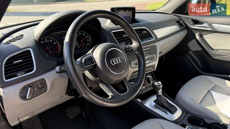 Позашляховик / Кросовер Audi Q3 2018 в Києві