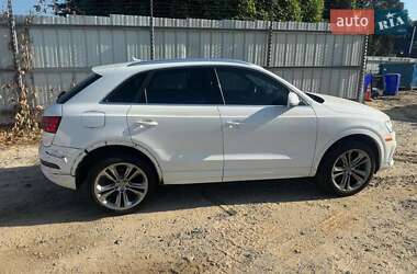 Позашляховик / Кросовер Audi Q3 2016 в Києві