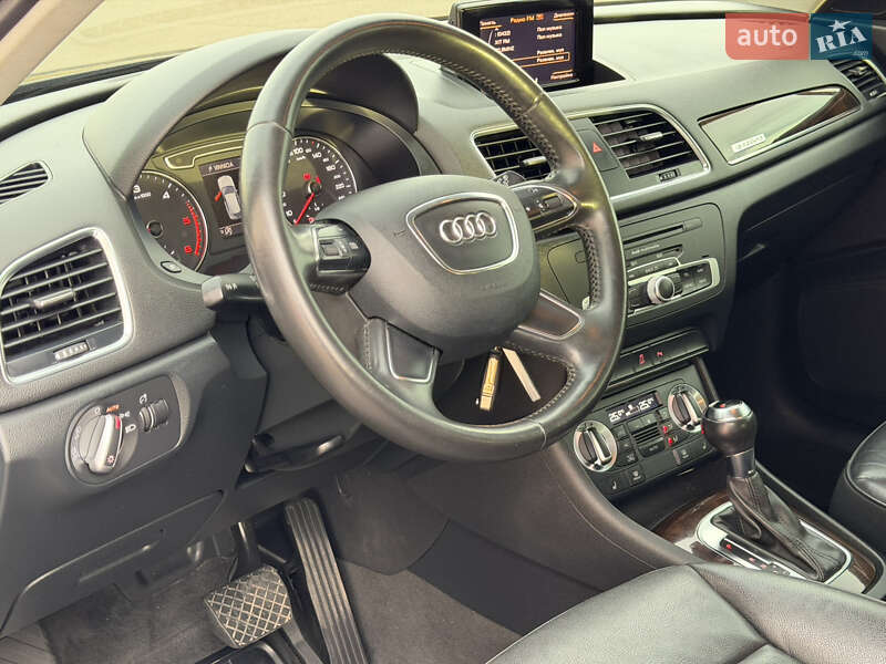 Позашляховик / Кросовер Audi Q3 2012 в Вінниці