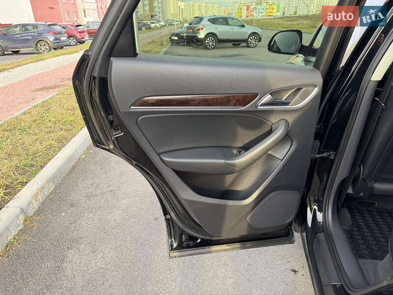 Позашляховик / Кросовер Audi Q3 2012 в Вінниці