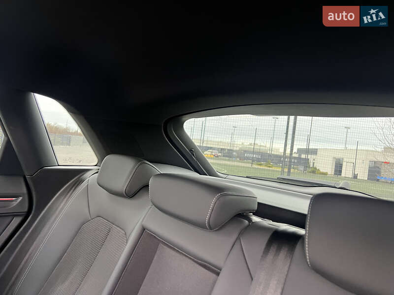 Позашляховик / Кросовер Audi Q3 2020 в Мукачевому