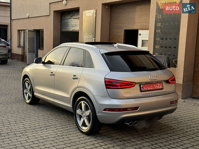 Внедорожник / Кроссовер Audi Q3 2015 в Ужгороде