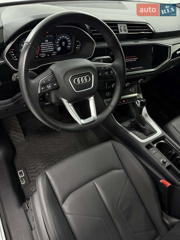 Внедорожник / Кроссовер Audi Q3 2023 в Одессе фото 16 Внедорожник / Кроссовер Audi Q3 2023 в Одессе