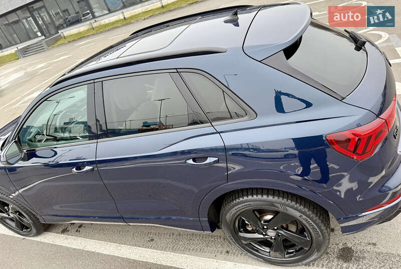 Позашляховик / Кросовер Audi Q3 2019 в Києві