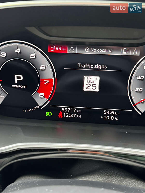 Внедорожник / Кроссовер Audi Q3 2021 в Одессе