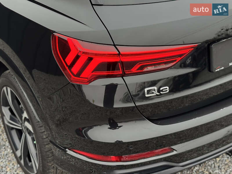 Внедорожник / Кроссовер Audi Q3 2022 в Луцке