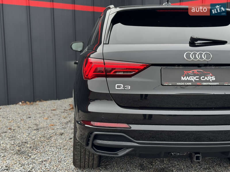Внедорожник / Кроссовер Audi Q3 2022 в Луцке