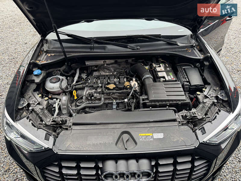 Внедорожник / Кроссовер Audi Q3 2022 в Луцке