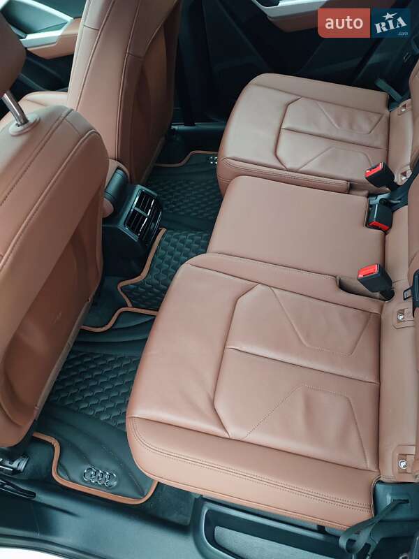 Позашляховик / Кросовер Audi Q3 2021 в Чернігові