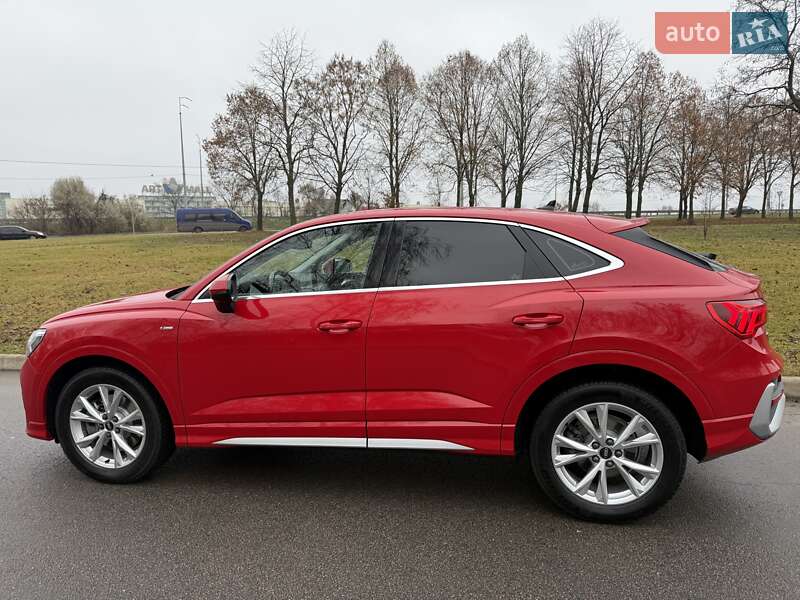 Внедорожник / Кроссовер Audi Q3 2021 в Киеве фото 6 Внедорожник / Кроссовер Audi Q3 2021 в Киеве