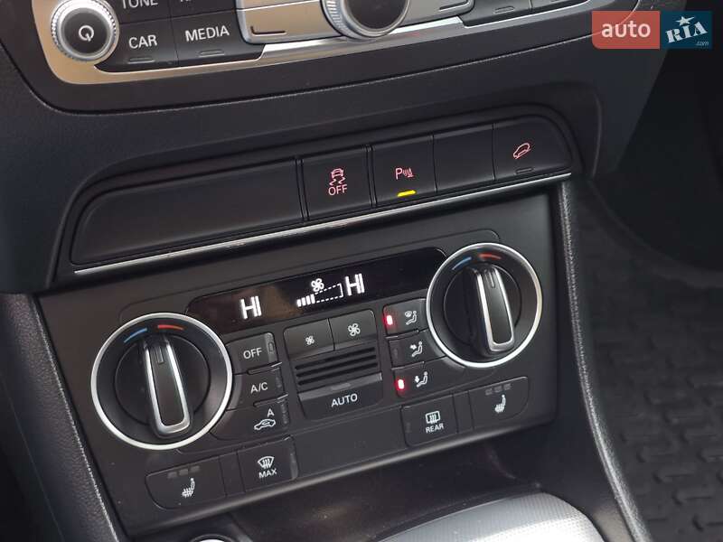 Внедорожник / Кроссовер Audi Q3 2017 в Тернополе