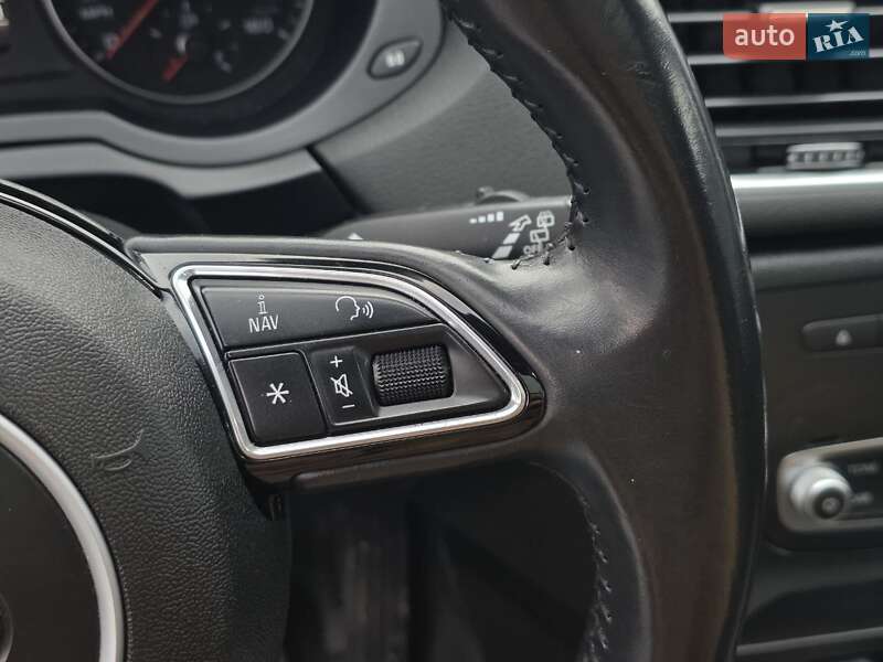 Внедорожник / Кроссовер Audi Q3 2017 в Тернополе