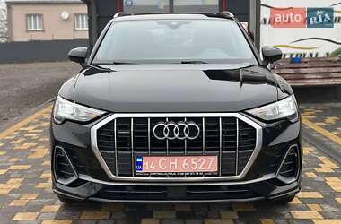 Внедорожник / Кроссовер Audi Q3 2022 в Львове