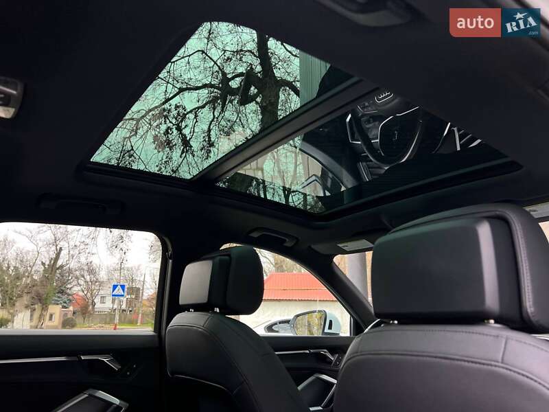 Внедорожник / Кроссовер Audi Q3 2019 в Одессе