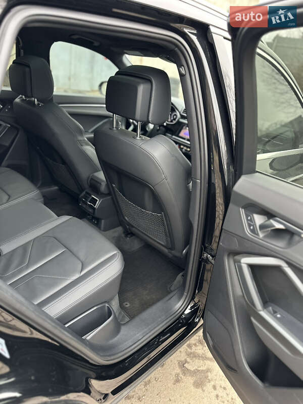 Внедорожник / Кроссовер Audi Q3 2020 в Тернополе