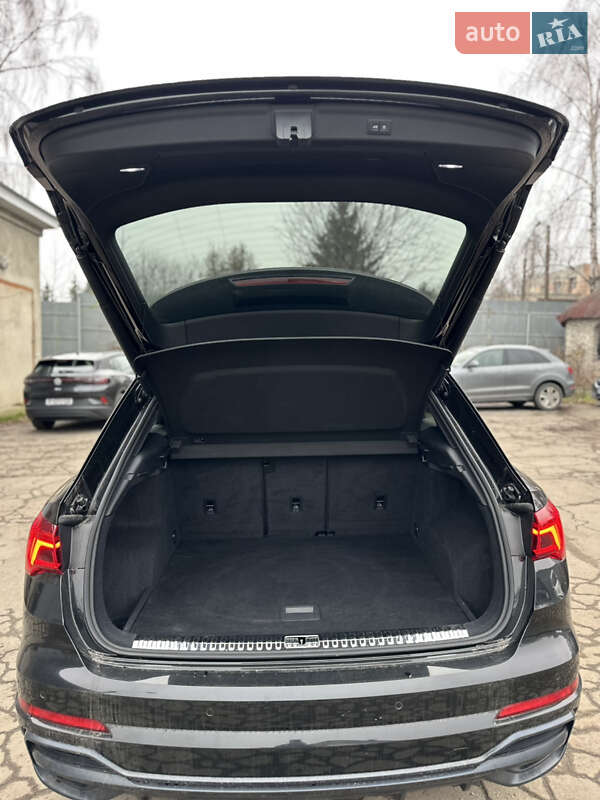 Внедорожник / Кроссовер Audi Q3 2020 в Тернополе