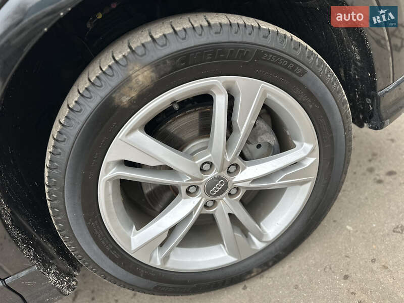 Внедорожник / Кроссовер Audi Q3 2020 в Тернополе