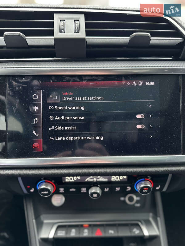 Внедорожник / Кроссовер Audi Q3 2020 в Тернополе