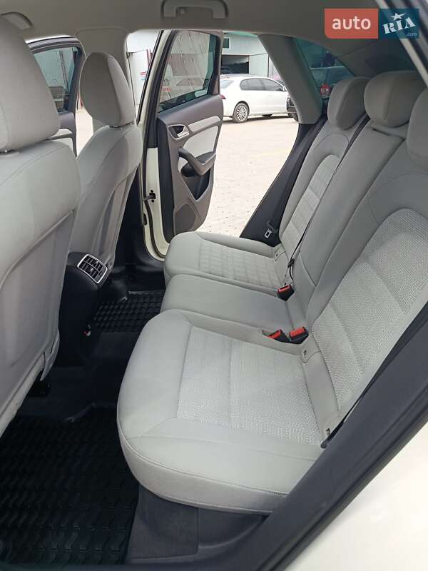 Внедорожник / Кроссовер Audi Q3 2012 в Коломые